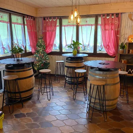 Hotell La Kinkerne Morzine
