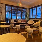 La Kinkerne Hotel 2*