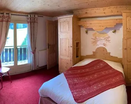 Отель La Kinkerne